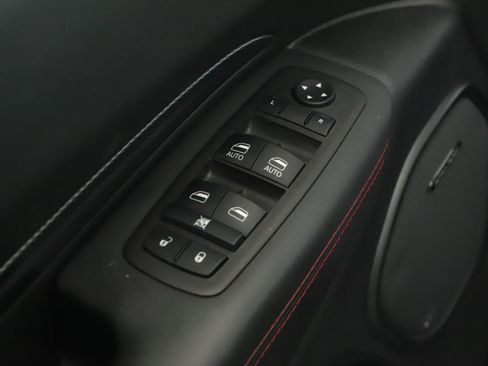 Used 2025 Dodge Durango GT AWD/4WD image 9