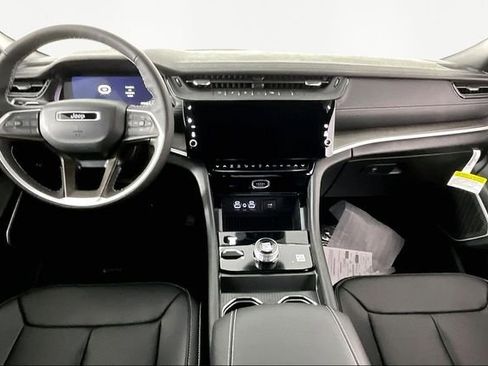 New 2026 Jeep Grand Cherokee Limited image 6