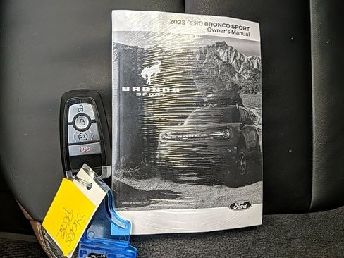 Certified 2023 Ford Bronco Sport Outer Banks w/ Tech Package image 28