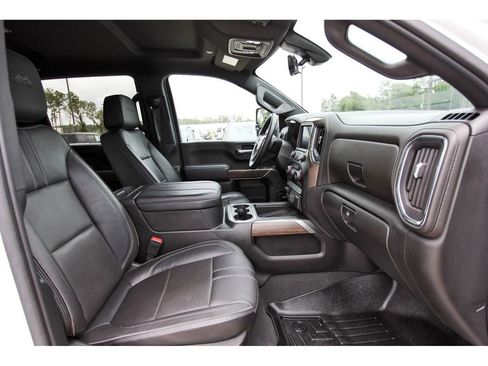 Used 2023 Chevrolet Silverado 2500 High Country w/ Technology Package AWD/4WD image 27