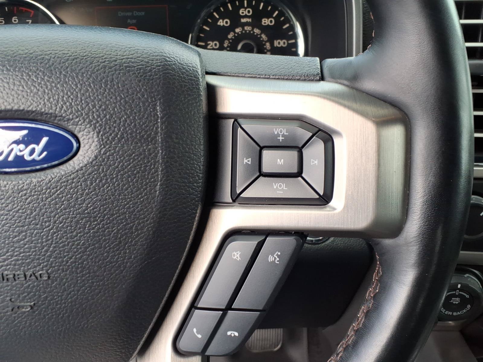 Used 2018 Ford F150 Platinum w/ Equipment Group 701A Luxury AWD/4WD image 30