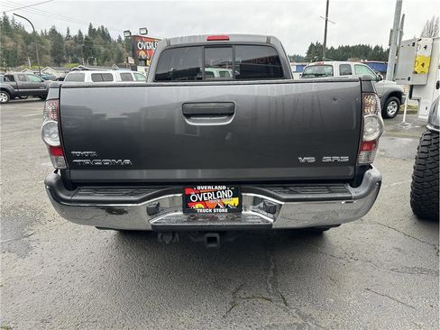 Used 2013 Toyota Tacoma 4x4 Access Cab V6 w/ SR5 Pkg image 5