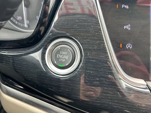 Used 2024 Cadillac XT6 Premium Luxury w/ Technology Package image 27