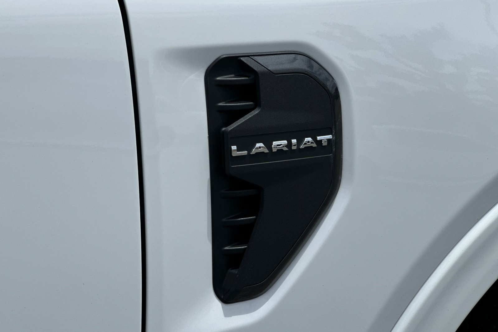 Used 2024 Ford Ranger Lariat w/ Trailer Tow Package RWD image 25