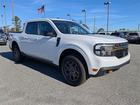 Used 2024 Ford Maverick Tremor w/ Tremor Off-Road Package image 2