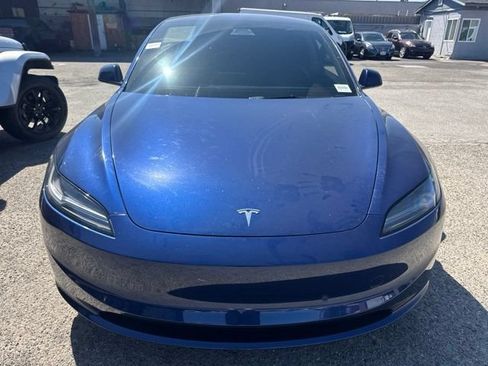 Used 2024 Tesla Model 3 Standard Range RWD image 2
