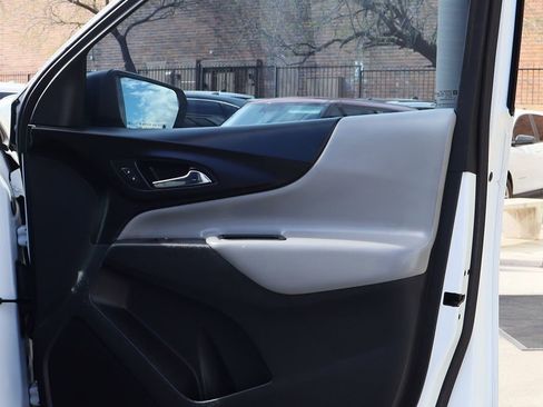 Used 2018 Chevrolet Equinox LS w/ LPO, Protection Package image 33