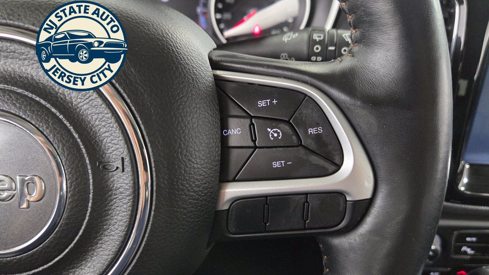 Used 2018 Jeep Compass Limited w/ Safe & Security Group AWD/4WD image 13