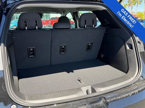 New 2027 Chevrolet Bolt LT w/ Comfort Package FWD image 8