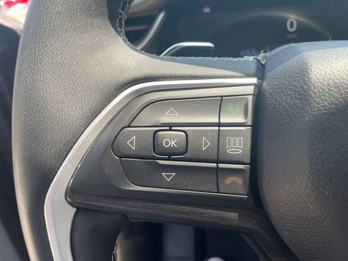 Used 2023 Jeep Grand Cherokee L Limited AWD/4WD image 32