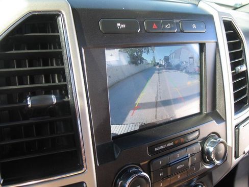Used 2019 Ford F150 Lariat AWD/4WD image 40