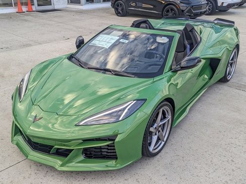 New 2026 Chevrolet Corvette E-Ray image 31