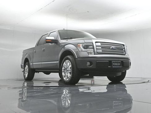 Used 2013 Ford F150 Platinum RWD image 48