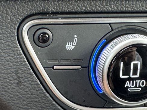 Used 2025 Audi Q5 2.0T Premium image 14