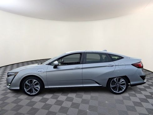 Used 2018 Honda Clarity Touring image 4