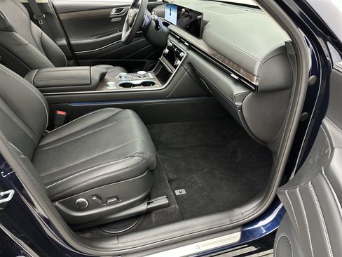 Certified 2026 Genesis GV80 3.5T Advanced AWD/4WD image 26