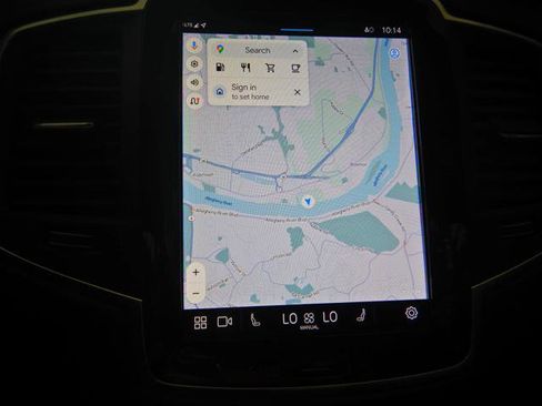 Used 2024 Volvo XC90 B6 Core image 5