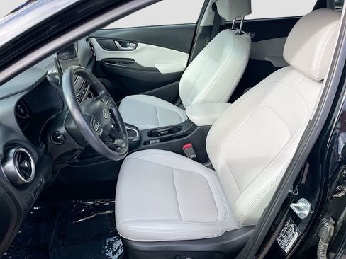 Used 2023 Hyundai Kona Limited AWD/4WD image 22
