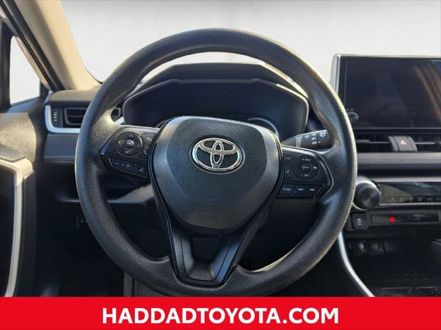 Certified 2023 Toyota RAV4 LE AWD/4WD image 14