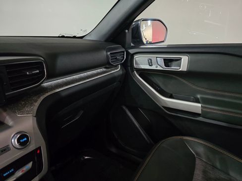 Used 2024 Ford Explorer Timberline w/ Timberline Technology Package image 32