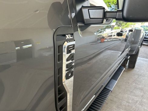 Used 2025 Ford F450 XL w/ FX4 Off-Road Package AWD/4WD image 13