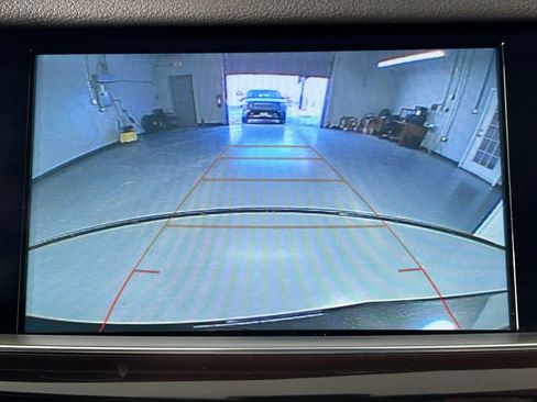 Used 2018 Cadillac XT5 Luxury w/ Driver Awareness Package image 21