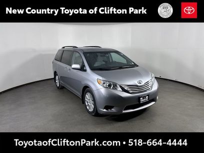 Used 2017 Toyota Sienna LE