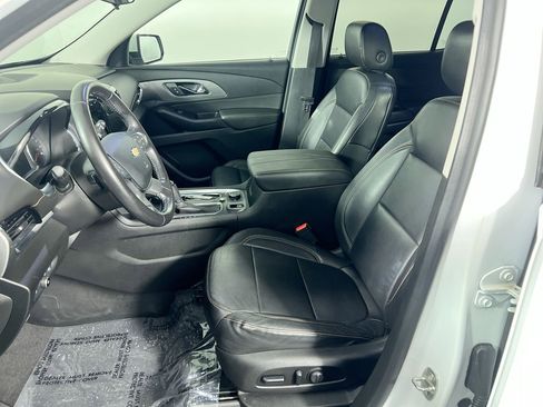 Used 2019 Chevrolet Traverse LT w/ LPO, Floor Liner Package image 14