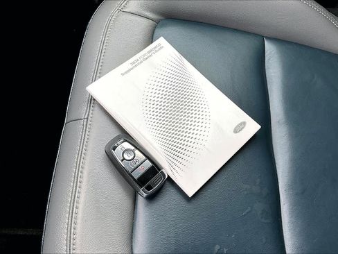 Used 2024 Ford Bronco Outer Banks image 15