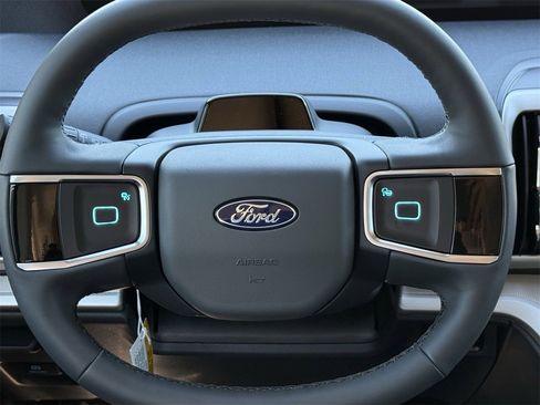 New 2025 Ford Expedition Active image 35