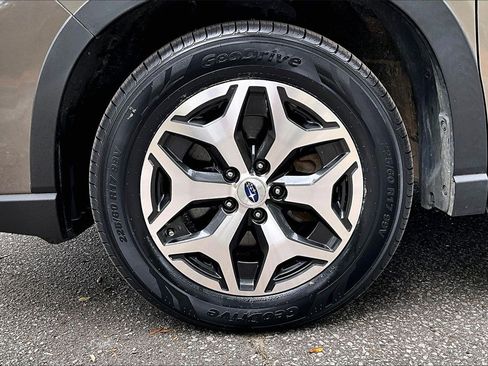 Used 2021 Subaru Forester Premium w/ Popular Package #1 image 31