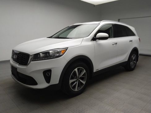 Used 2019 Kia Sorento EX image 2