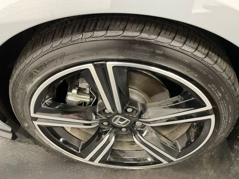 Certified 2025 Honda Accord Sport image 9