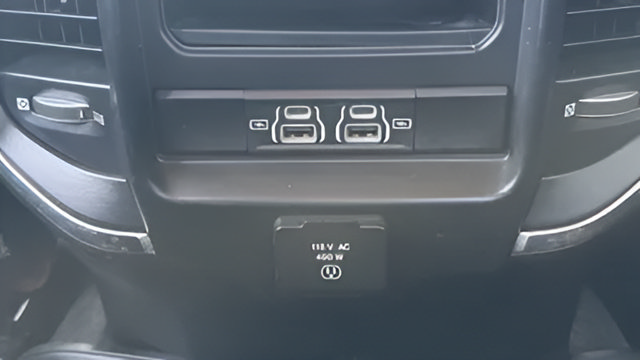 Used 2022 RAM 2500 Laramie AWD/4WD image 31