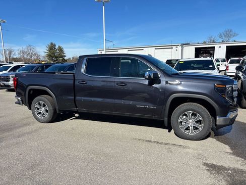 New 2026 GMC Sierra 1500 SLE AWD/4WD image 2