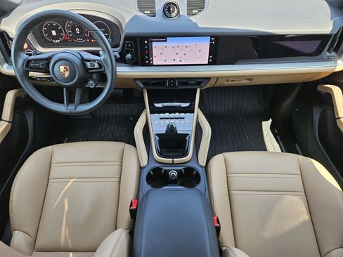 Certified 2026 Porsche Cayenne Coupe AWD/4WD image 24