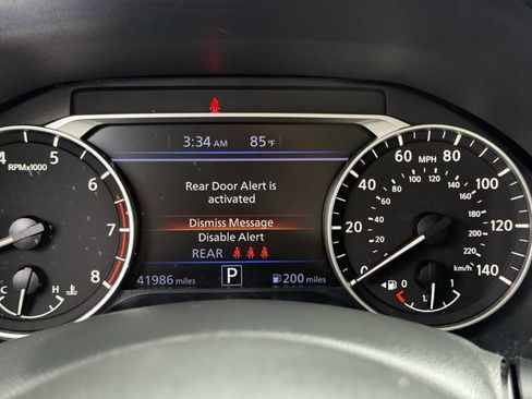 Used 2024 Nissan Altima 2.5 SV FWD image 13