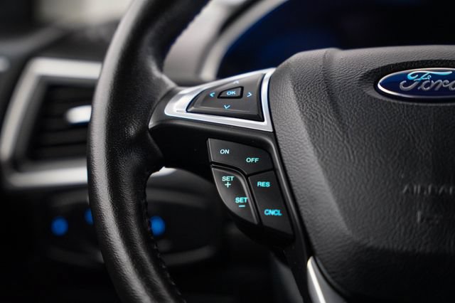 Used 2015 Ford Edge SEL FWD image 48