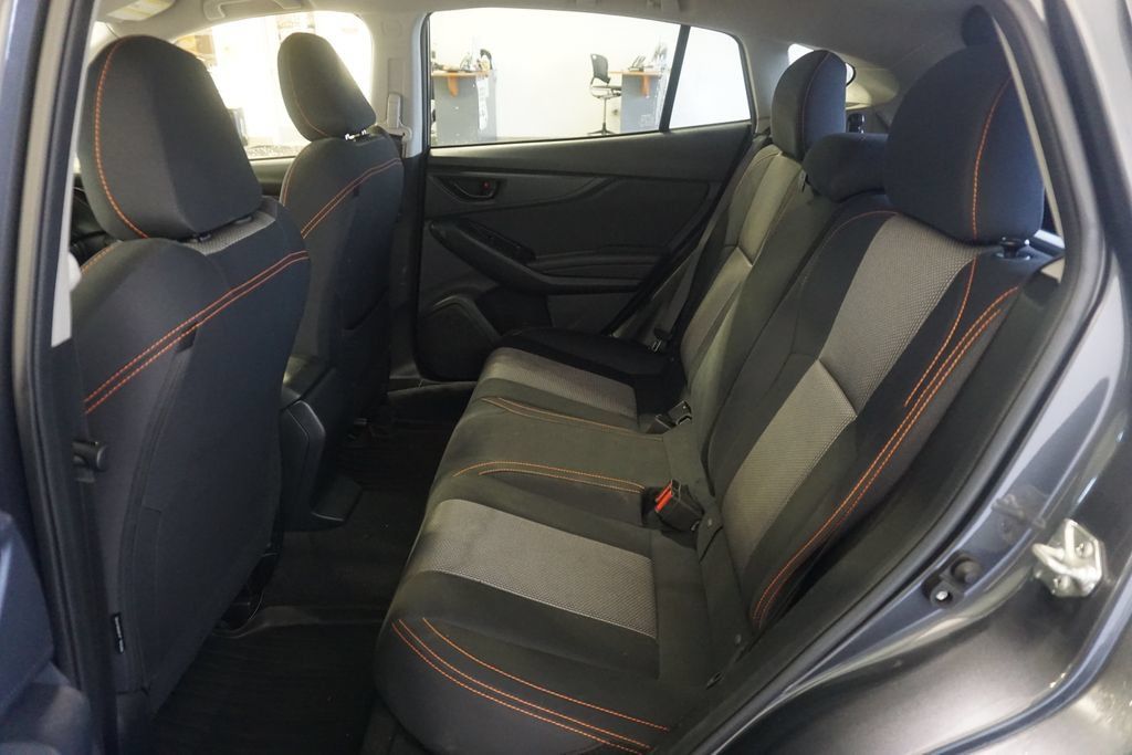 Used 2023 Subaru Crosstrek 2.0i Premium AWD/4WD image 18