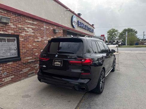 Used 2022 BMW X7 xDrive40i w/ M Sport Package AWD/4WD image 33