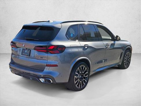 New 2026 BMW X5 xDrive40i w/ M Sport Package image 2