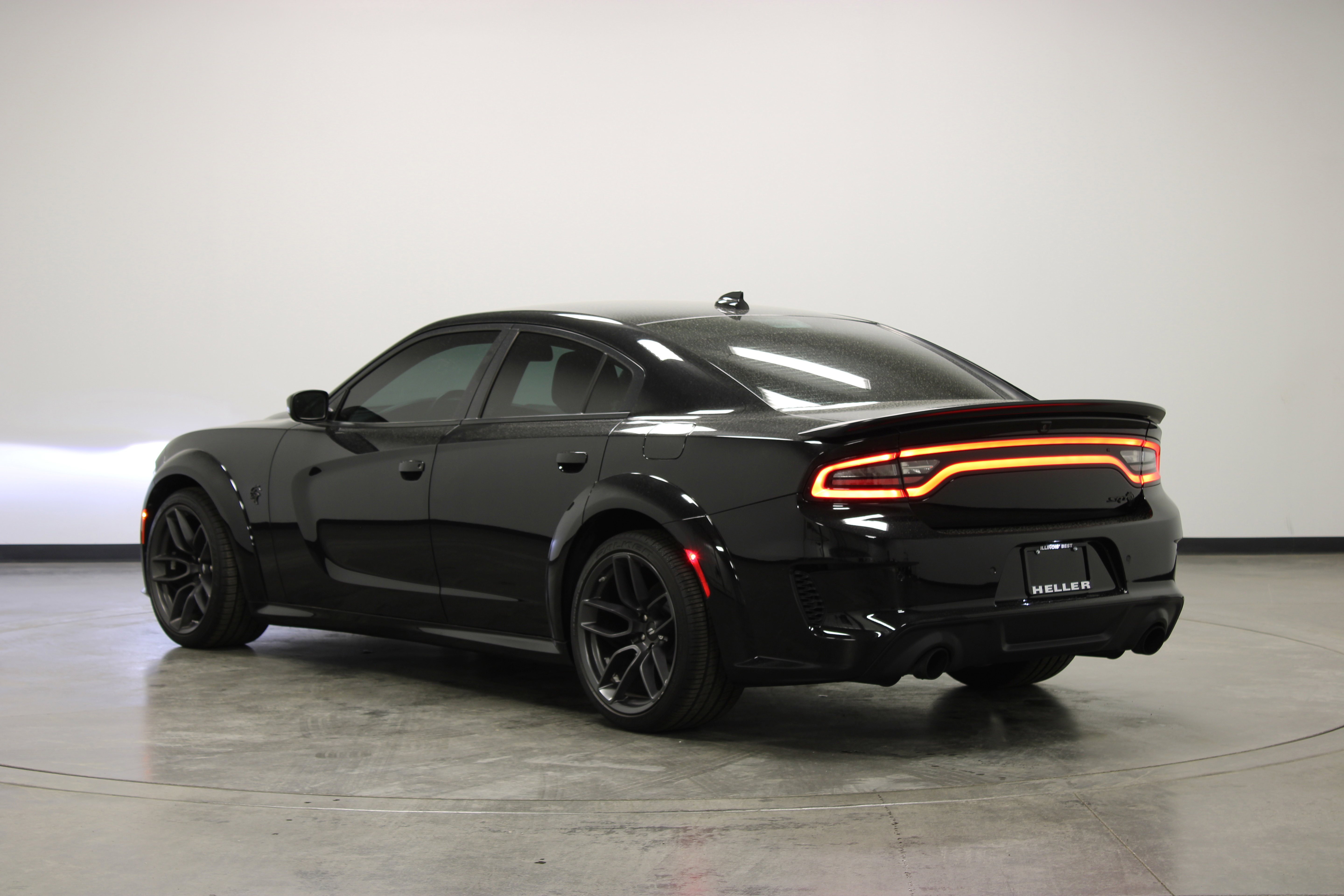 Used 2023 Dodge Charger SRT Hellcat w/ Harman/Kardon Audio Group RWD image 6