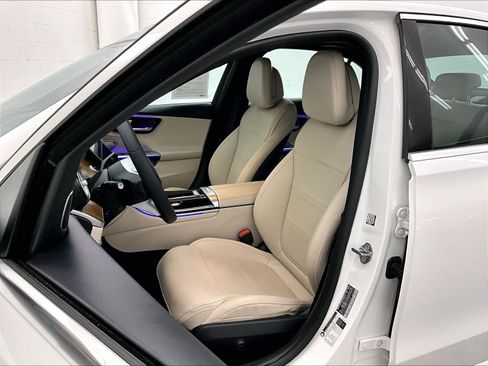 Used 2023 Mercedes-Benz C 300 Sedan image 16