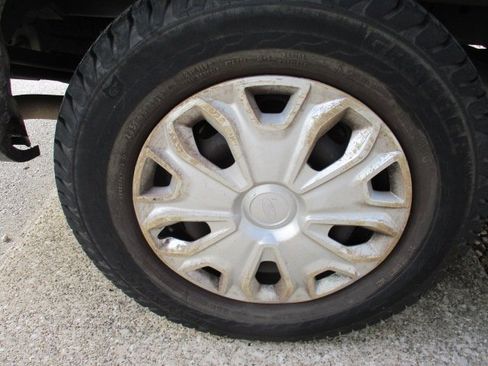 Used 2023 Ford Transit 350 XLT image 23