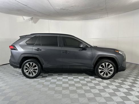 Used 2021 Toyota RAV4 XLE Premium FWD image 9