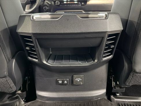 Used 2024 Toyota Tundra SR5 w/ SR5 Premium Package AWD/4WD image 28