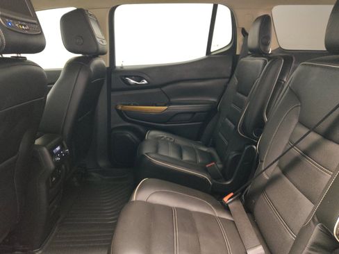 Used 2017 GMC Acadia Denali w/ Technology Package AWD/4WD image 18