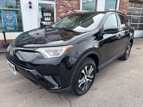 Used 2016 Toyota RAV4 LE AWD/4WD image 1