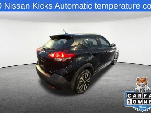 Used 2020 Nissan Kicks SR image 9