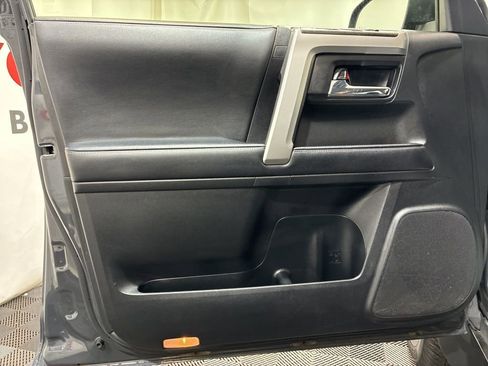 Used 2024 Toyota 4Runner SR5 AWD/4WD image 23